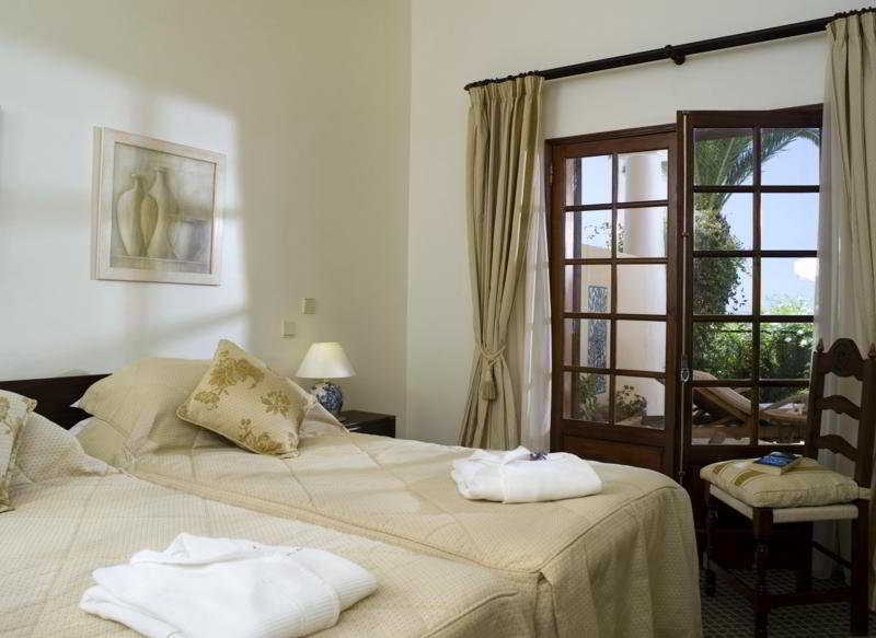 Villa Monte Do Casal Естои Стая снимка